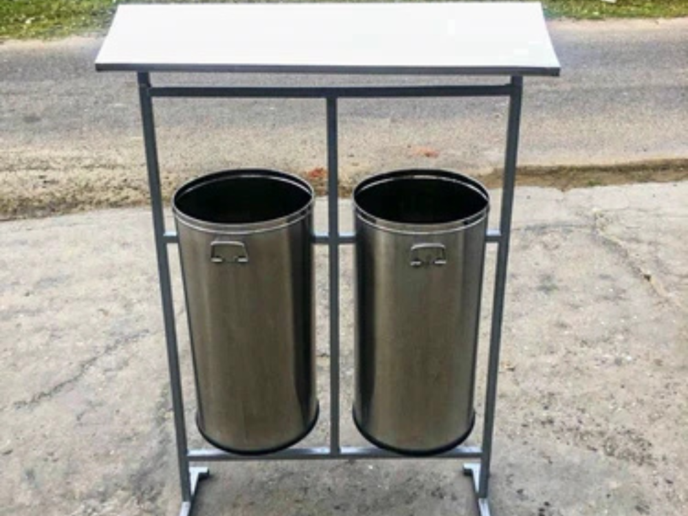 SS Dustbin & Stand
